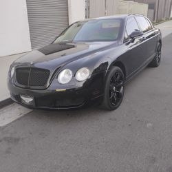 Bentley 52,000 Miles LIKE NEW