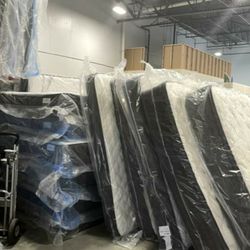 Mattress Liquidation!!!! Save huge on Brand Names!