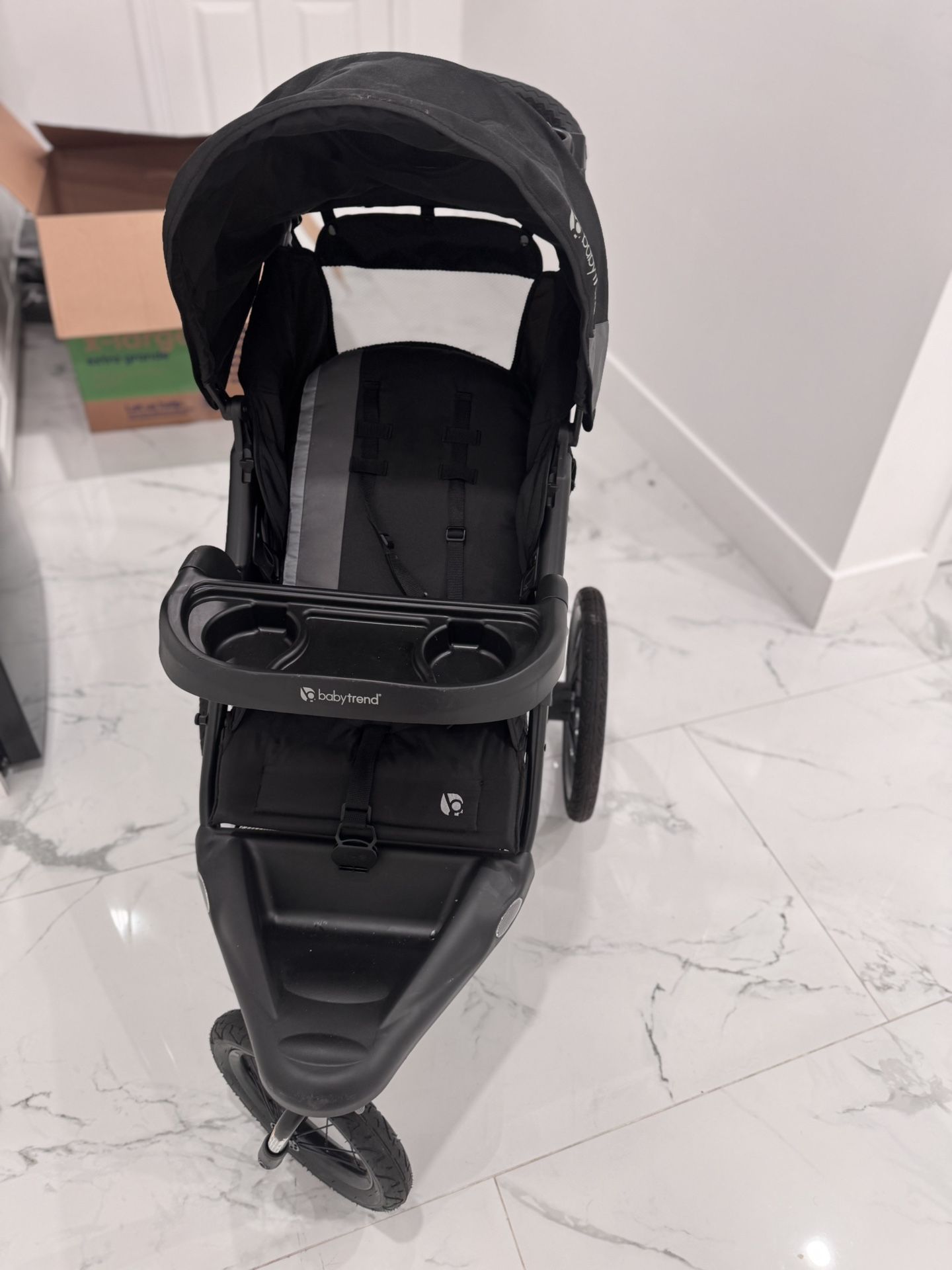 Babytrend Jogging stroller