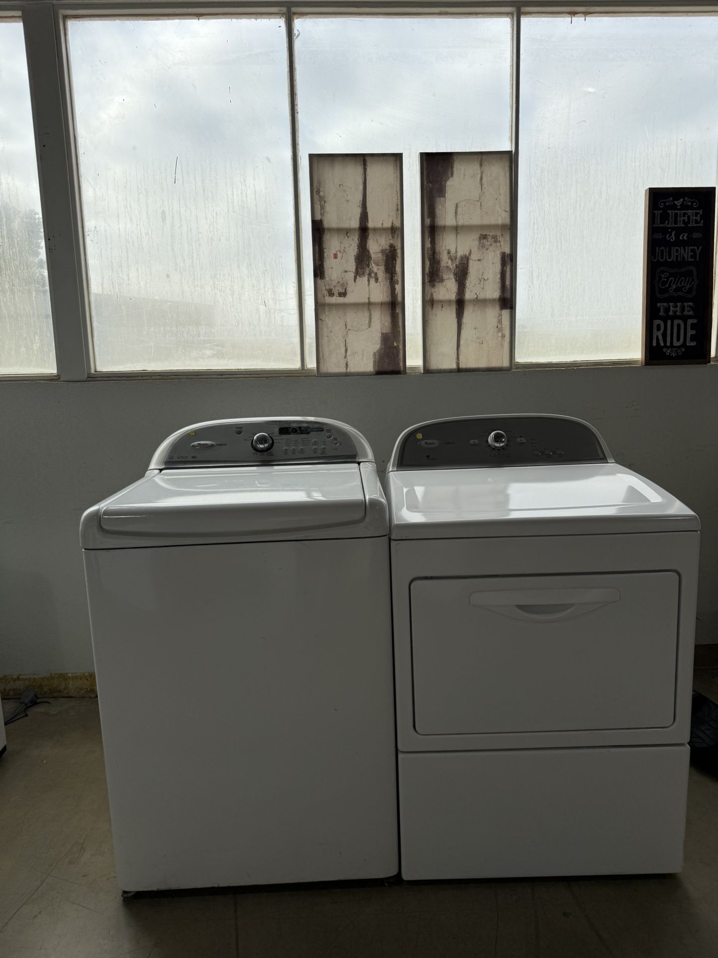 Whirlpool Washer And Dryer Set 
