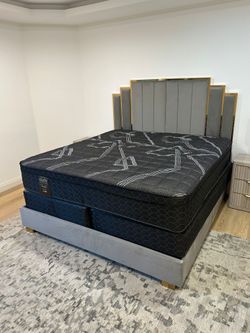 King size Mattress only pillow top 12" new in a plastic sealed. We offer same day delivery
