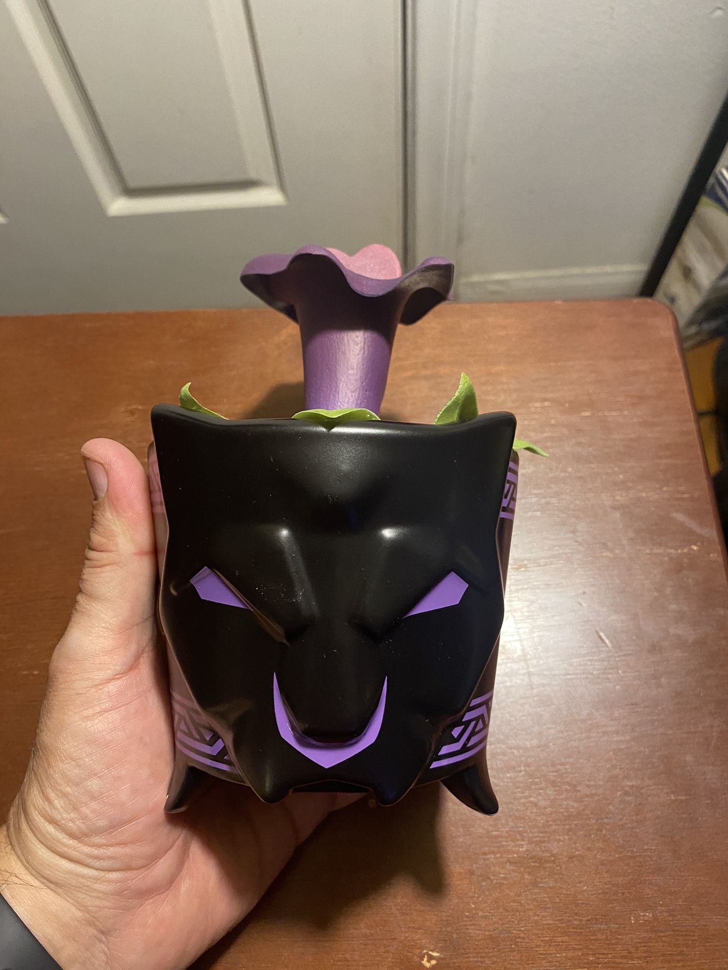 Black Panther Heart Shaped Herb