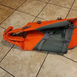 NEW THERMO DOG VEST.  SIZE XL. -$35 FIRM PRICE 