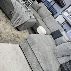 ✨️ Sectionals, 2pc Sofas ✨️ Furniture Queen Bedrooms, Dining Avail