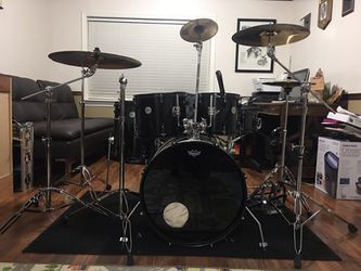 Taye drum set