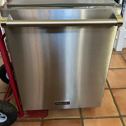Viking 24 Inch Fully Integrated Dishwasher with 16 Place Setting Capacity, 8 Wash Cycles, LCD Control Panel, Multi Level Power Wash, Quiet Clean, Full