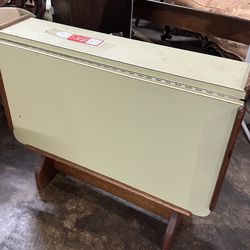 Vintage 1975 Cape Hatteras Sport Fish Boat Drop Leaf Table