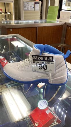 8.5 Jordan shoesn