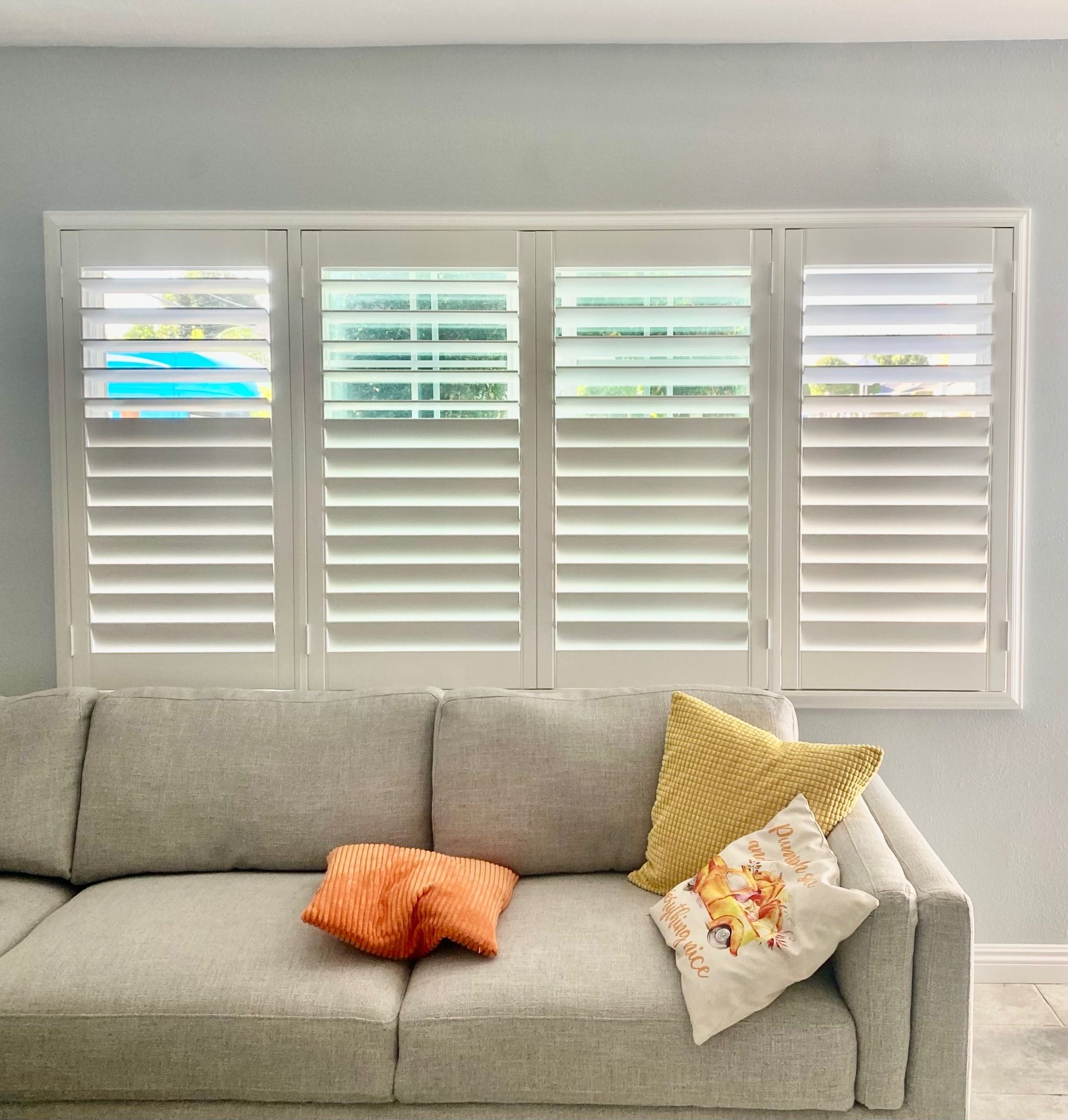 Custom Interior Window Shutters and installation. Persianas de Madera. Service Area:  All of Southern California. 951-573-2560