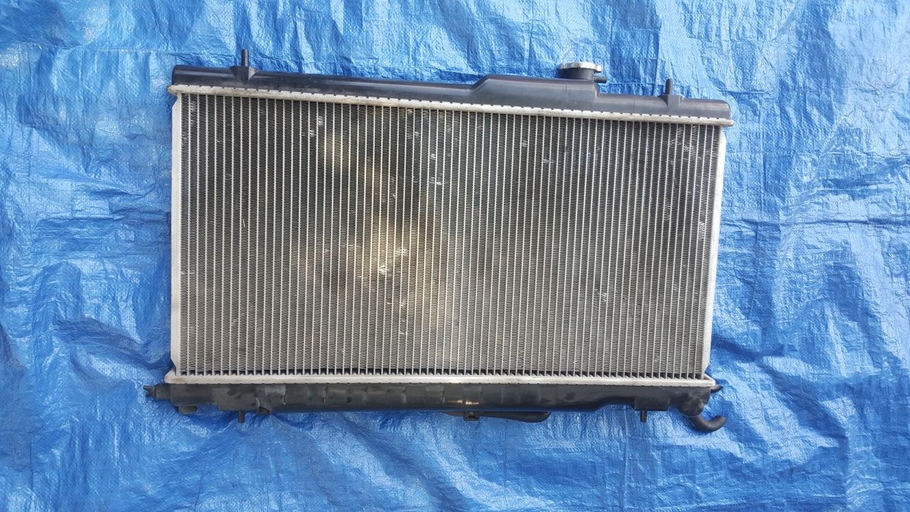 04 -07 Subaru impreza 2.5L Coolant radiator