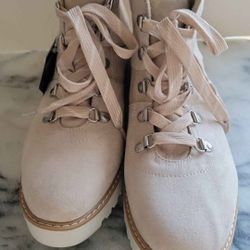 BOOTS WOMENS SONOMA ORTHOLIYE ECO WATER REPELLANT SIZE 10 NEW RETAIL $80