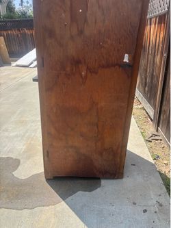 FREE OLD WOOD CABINET / STORAGE