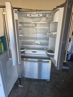 Refrigerator Kitchen Aid