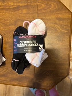 20 pack ladies running socks 5/9 new