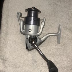 Pflueger  7 Trion  Spinning Reel