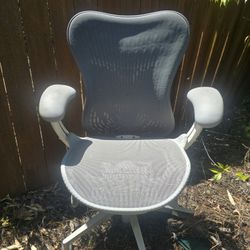 Herman Miller Aeron Chair 