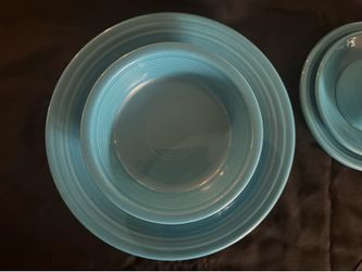 Fiestaware Peacock 5 Piece Set PreOwned - $60