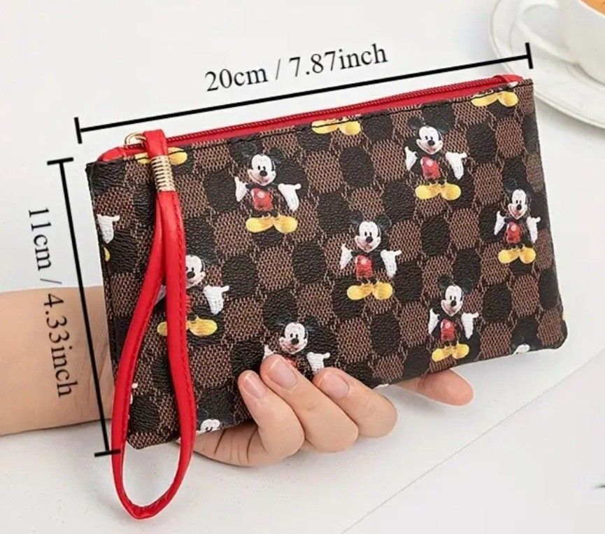 Mickey Mouse Wristlet. Nwt