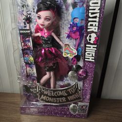 2015 Draculaura Welcome to Monster High