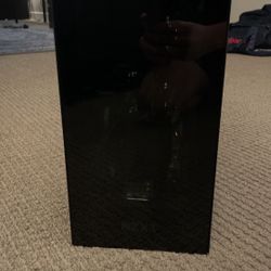 Powerful Mini Gaming PC – RTX 4060, i5-11400F, 32GB RAM, 2TB SSD (NZXT H1) 