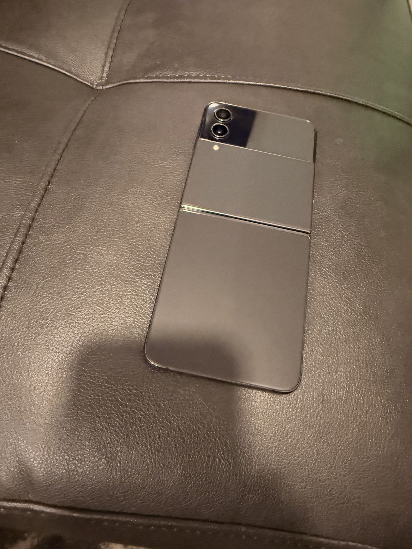 Samsung Galaxy Z Flip 4