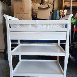 Baby Changing Station - White 