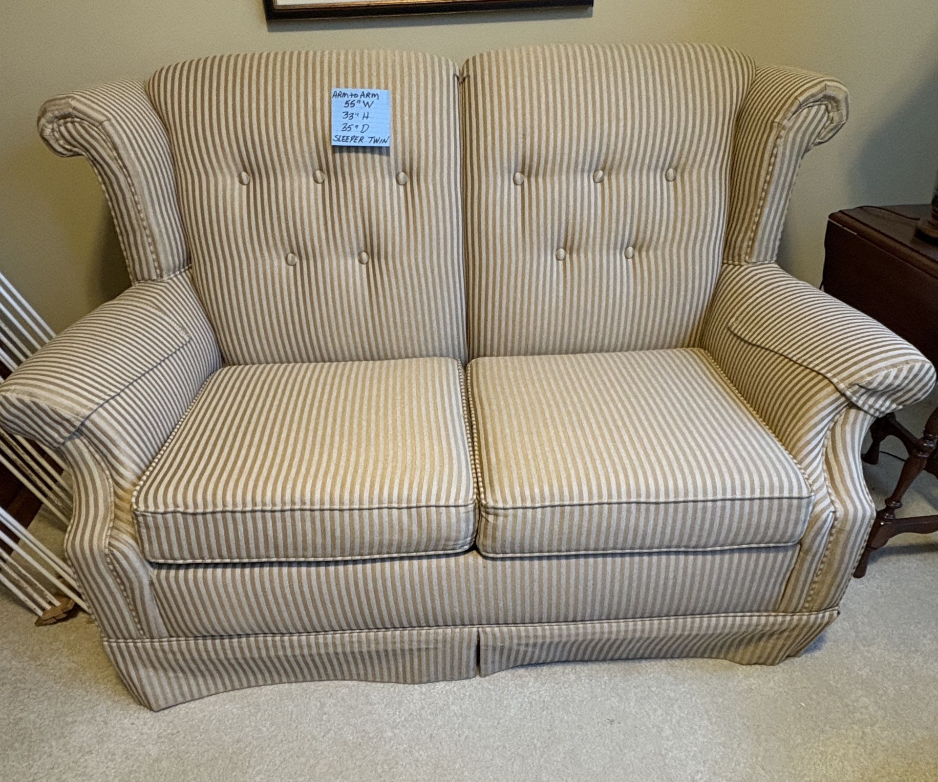 FREE loveseat/twin Sleeper READ DESCRIPTION