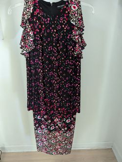 Women's Maggy London Long Sleeve Knee Length Dress size 0