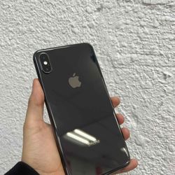 iPhone XS Max 256GB UNLOCKED 