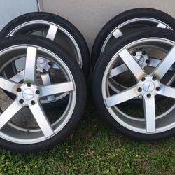 Vossen 22 x 9   《5 X 120mm》