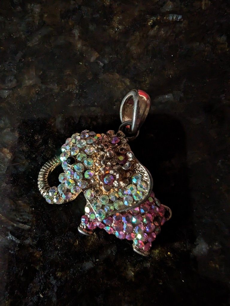 Elephant Necklace Pendant 🐘