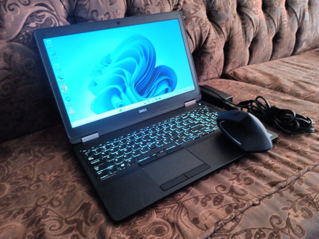Laptop Dell Latitude E5570 Intel Core i5 -12gb Ram-256gb HD SSD Solid