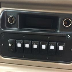 03-07 GM Chevy Silverado Tahoe Suburban Center Console Switch Panel  