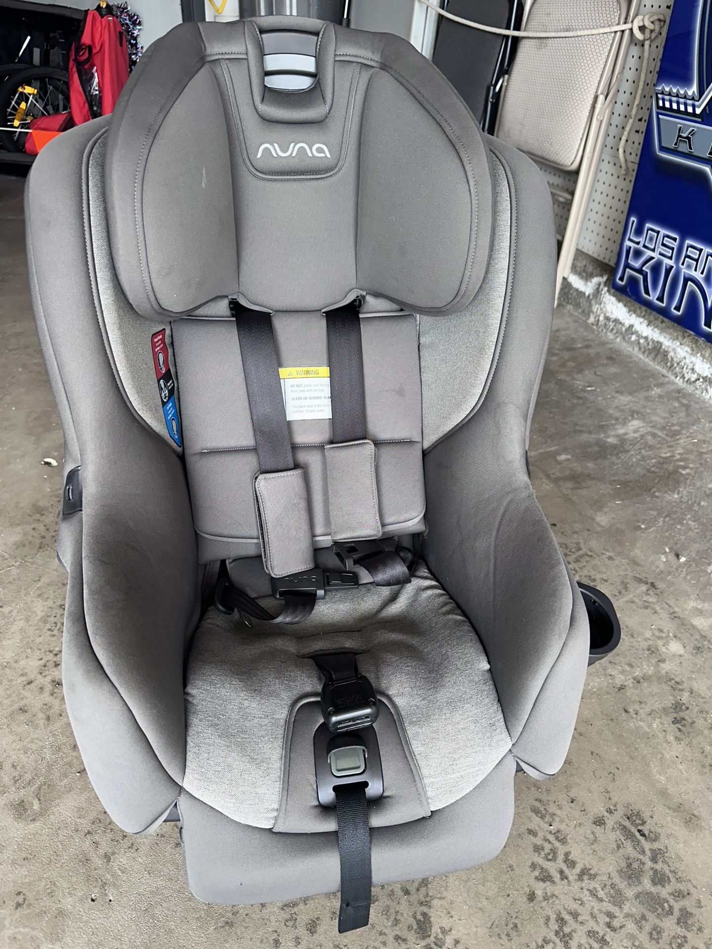 Nuna RAVA Convertible Car seat