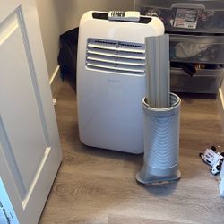 Portable Standing Air Conditioner(PENDING PLEASE DONT MESSAGE)