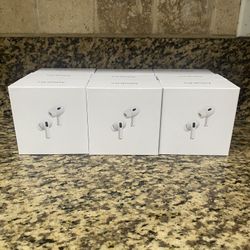 Airpod Pros 2nd Generation (USB-C) Magsafe Charging Case (Comes With Warranty)