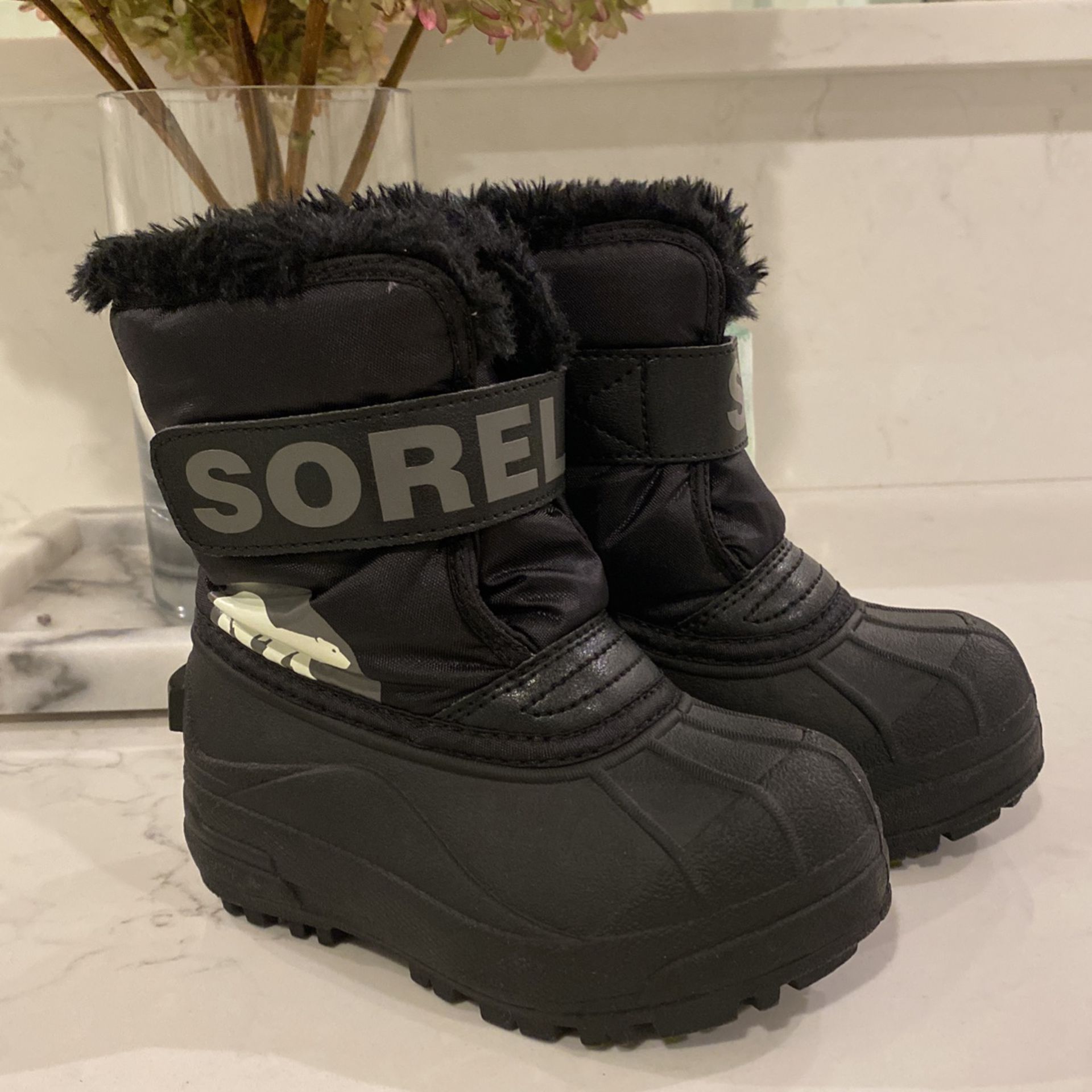 Sorel Snow boots Size 9