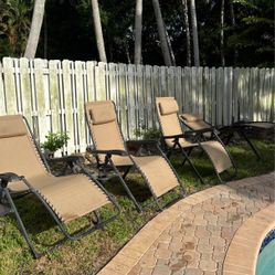 Pool Lounge Chairs