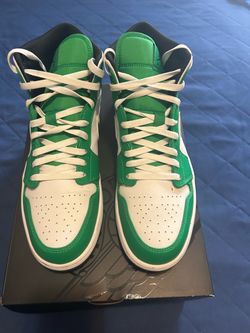 Air Jordan 1  Mid Size 12