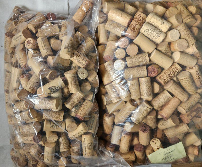 Natural and Synthetic Used Wine Corks Bagged Mixed Lots