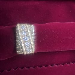 Gold Ring 14k Diamonds 