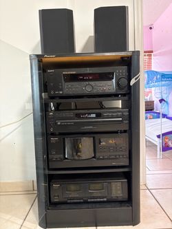 Vintage audio system with cabinet