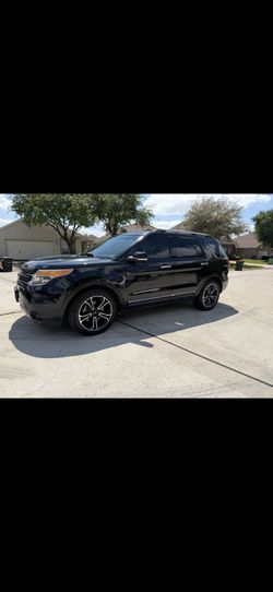 2015 Ford Explorer