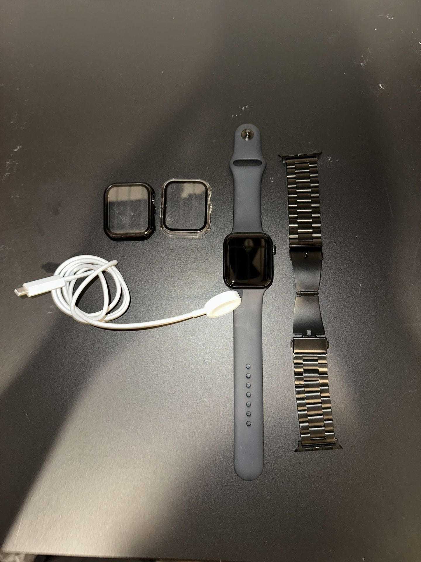 Apple Watch SE (3rd Gen) 44mm - Like New!