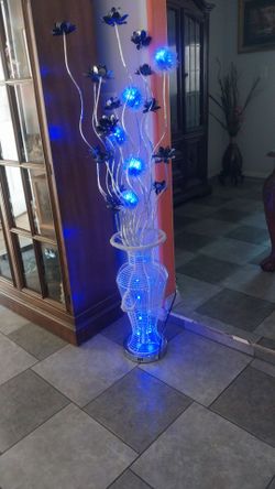 LARGE TABLE TOP LAMP DIFFERENT COLORS NEW