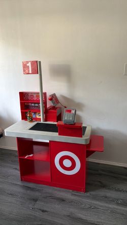 Target station toy
