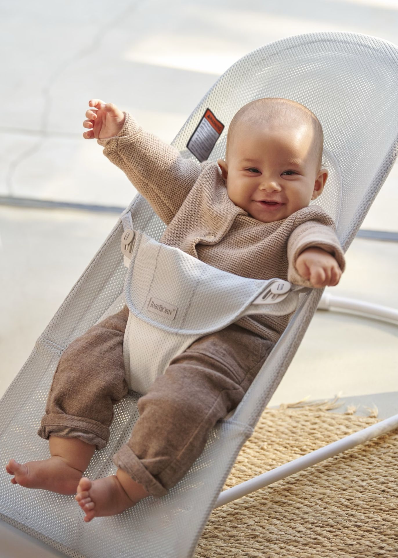 BabyBjörn Bouncer Bliss – Mesh Grey/White – Like New – $