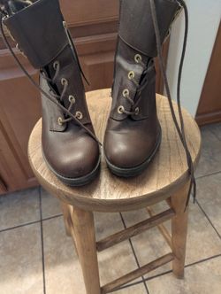 Guess Dark Brown Boots $20