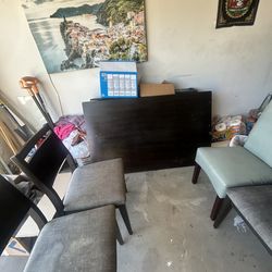 Selling a table with chairs