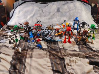 Lego Bionicle lot 2003 era (Read description)